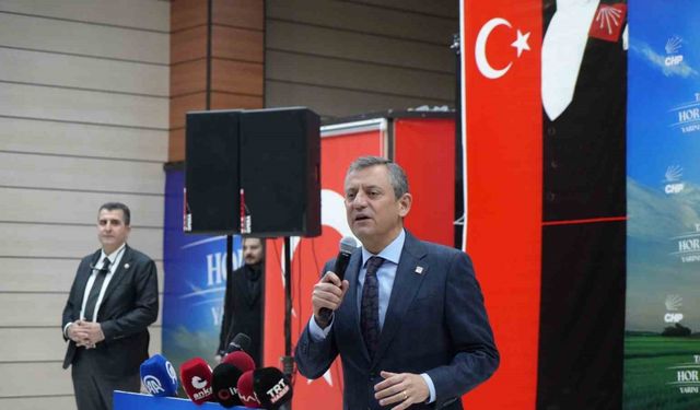 CHP Genel Başkanı Özel: "Size suyu sudan ucuza vereceğiz, elektrik parasını mahsulden ve faizsiz olarak tahsil edeceğiz"