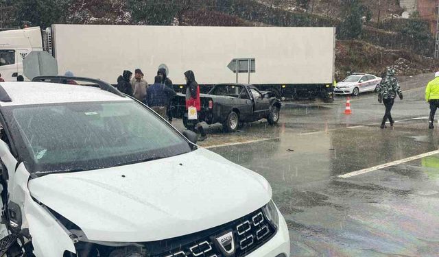 CHP’li Milletvekili Ocaklı aracıyla kaza yaptı