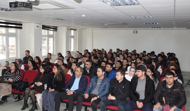 Cizre’de özel eğitim öğretmenleri ile toplantı