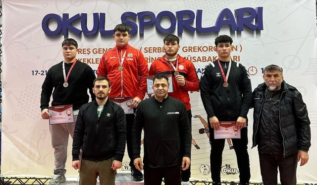 Erzincanlı güreşçiden Türkiye 3’üncülüğü