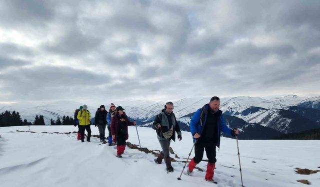 Giresun’da 6 Şubat depremlerinde hayatını kaybedenler anısına yürüyüş düzenlendi