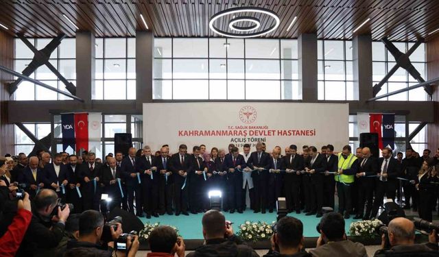 Kahramanmaraş’ta 400 yataklı Acil Durum Hastanesi açıldı