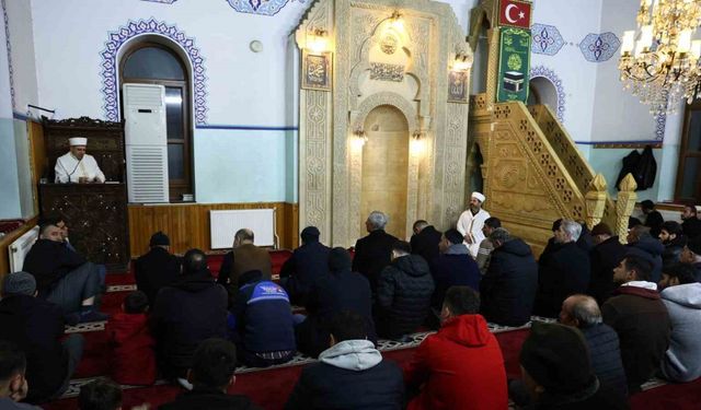 Kahramanmaraş’ta Berat Kandili dualarla idrak edildi