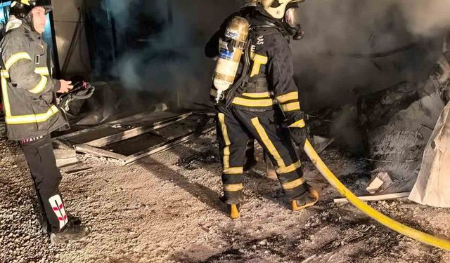 Kahramanmaraş’ta konteyner yangını
