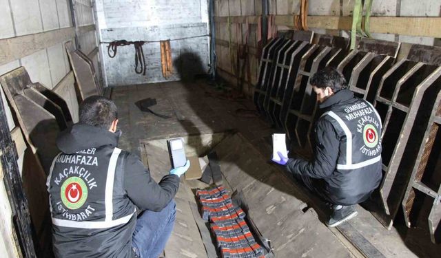 Kapıkule’de kaçakçılık operasyonunda milyonlarca lira değerinde cep telefonu ele geçirildi