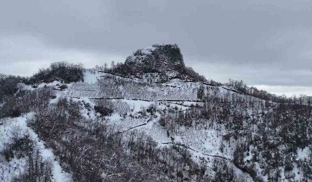Karınca Kalesi’nin kış manzarası dronla görüntülendi