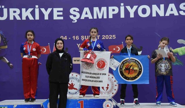 Kurtalanlı sporculardan, Türkiye şampiyonasında 11 madalya
