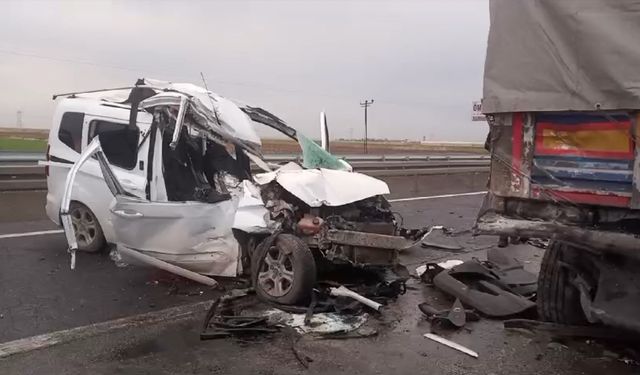 Mardin’de kamyon ile kamyonet çarpıştı: 1 ölü