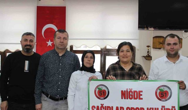 Niğde Sağırlar Spor Kulübü Derneği’nde Mücayip Yıldırım güven tazeledi