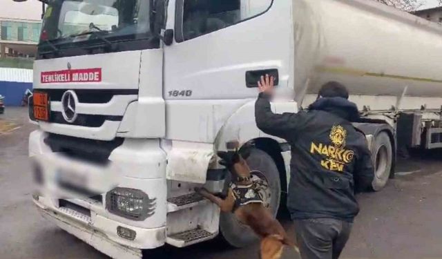 Niğde’de şüpheli araçta uyuşturucu madde ele geçirildi