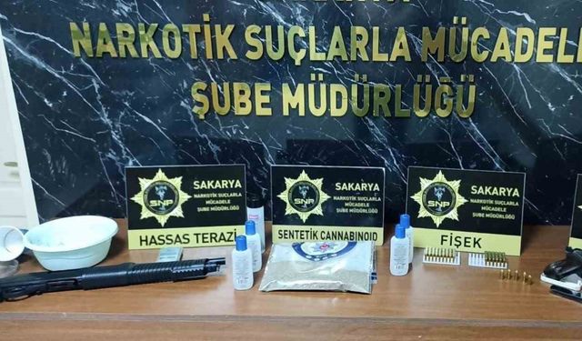 Polisten dört ayrı uyuşturucu operasyonu: 16 gözaltı