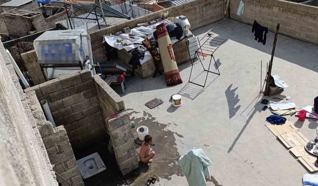 Şanlıurfa’da baba ve üvey anne dehşeti: Soğuk su döküp hortumla dövdüler