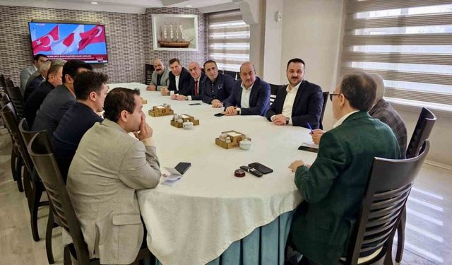 Siirt Valisi ilçe ve belde belediye başkanlarıyla bir araya geldi