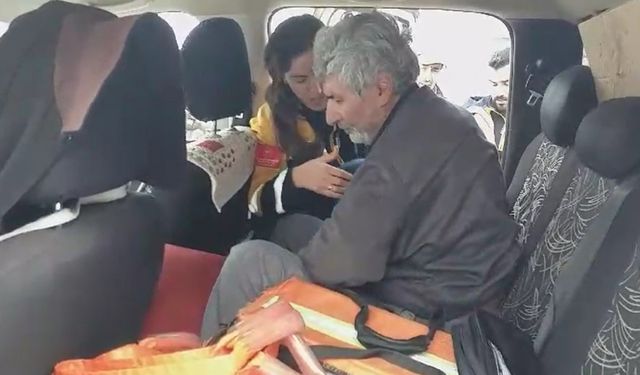 Siirt’te karda mahsur kalan hasta kurtarıldı