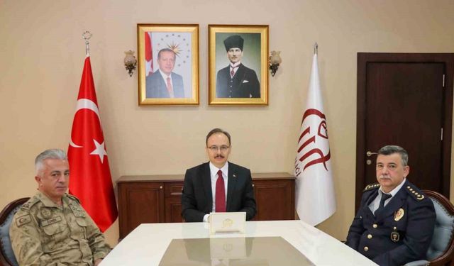 Siirt’te ocak ayı güvenlik ve asayiş değerlendirme toplantısı düzenlendi