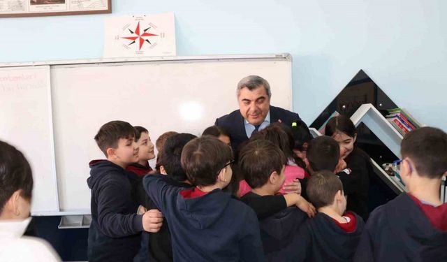 Sünnetci: "Geçmişimiz bizim en büyük hazine sandığımızdır"