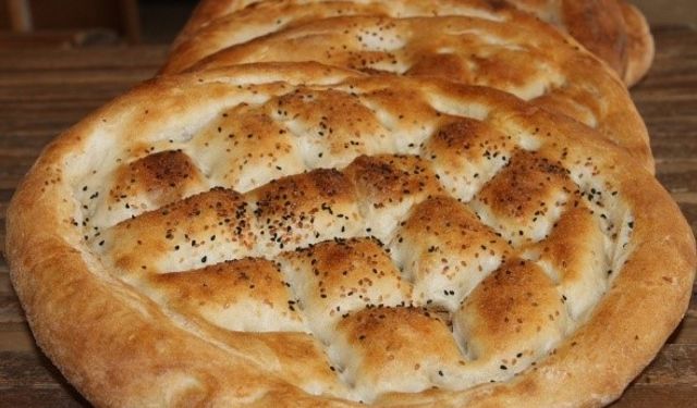 Tercan’da Ramazan pidesinin fiyatı belli oldu