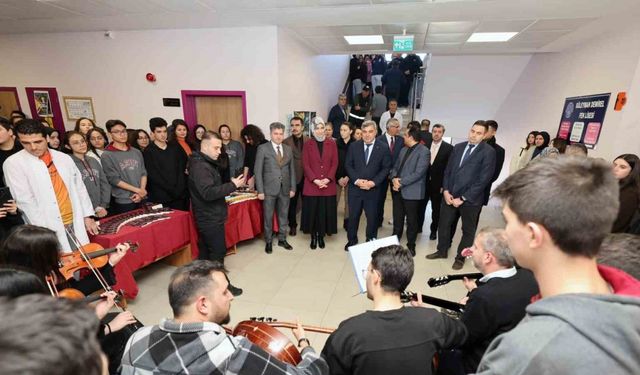 Vali Yiğitbaşı öğrencilerle buluştu