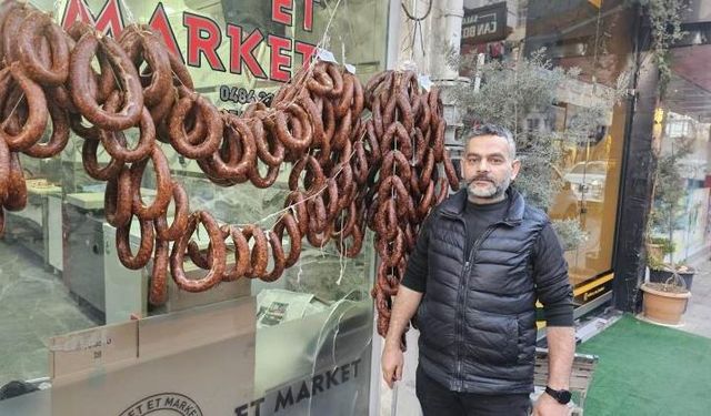 Yüzde yüz koyun etinden yapılıyor: Bu sucuğu diğerlerinden ayıran özelliği soğanı