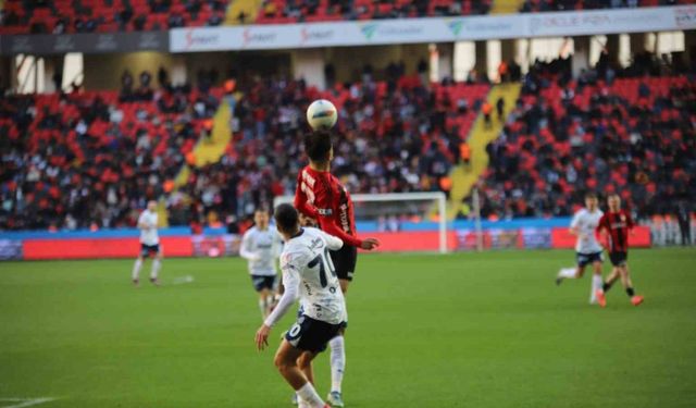 Ziraat Türkiye Kupası: Gaziantep FK: 1 - Fenerbahçe: 4 (Maç sonucu)