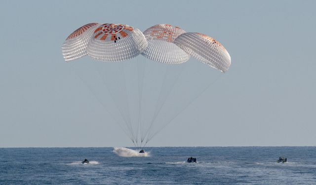 NASA astronotları dünyaya döndü