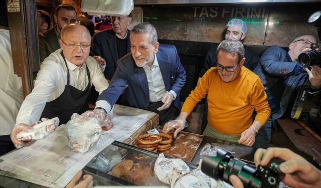 İş adamları ve Bursalılar sahurda buluştu