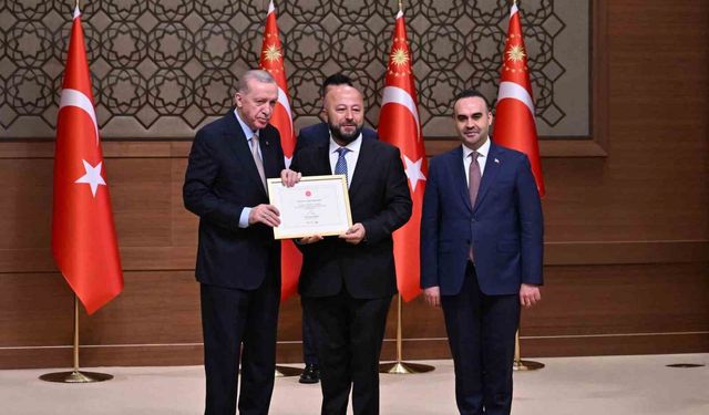 Cumhurbaşkanı Erdoğan'dan CW Solar Cell Kurucusu Tarık Sarvan'a Ödül