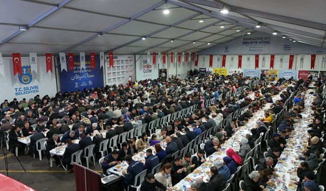 Silivri Belediyesi’nden sivil toplum kuruluşları ve yöre dernekleri başkanlarına iftar