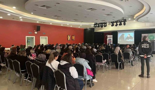 Tekirdağ’da ’En İyi Narkotik Polisi: Anne’ etkinlikleri düzenlendi