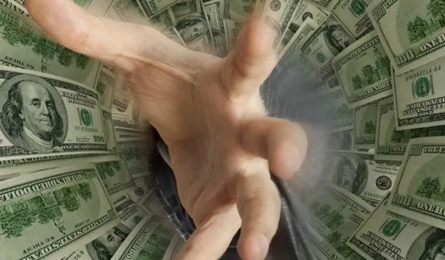 Özel sektörün yurt dışı kredi borcu Ocak ayında 177 milyar dolar oldu