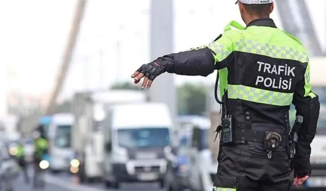 İstanbul'da 12 yol trafiğe kapatıldı: İşte o yollar
