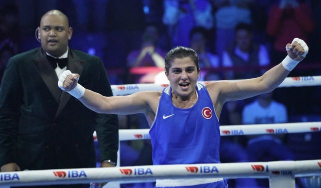 Busenaz Sürmeneli, 3. kez dünya şampiyonu