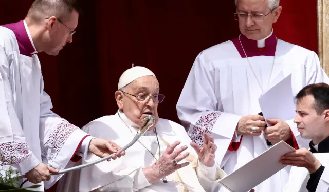Papa Francis, Paskalya Ayininde Gazze'de ateşkes çağrısı yaptı!