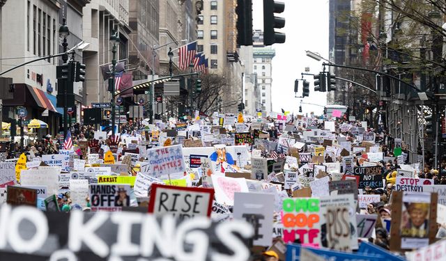 ABD’nin 50 eyaletinde Trump karşıtı gösteri