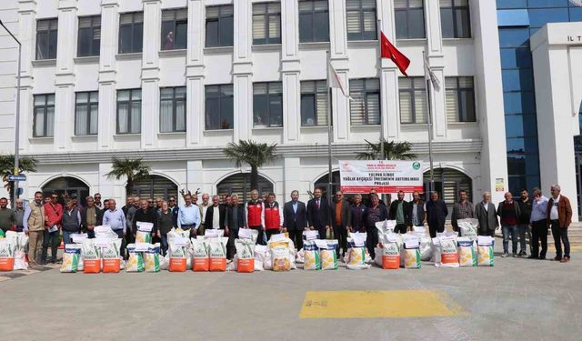 Yalova’da çiftçiye 1 ton 890 kilo ayçiçeği tohumu dağıtıldı