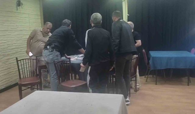 Hatay’da Kumar oynayan şahıslara suçüstü