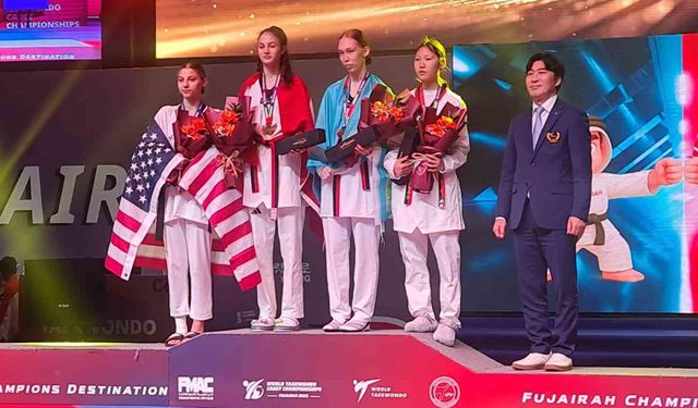 Sena Yılmaz, taekwondoda dünya şampiyonu
