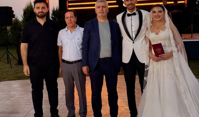 Cem Çelik’ten çifte imza