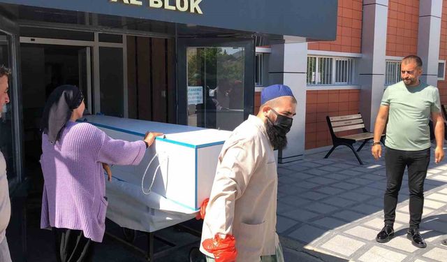 Elazığ’da tedavi gören şahıs, KKKA şüphesi ile hayatını kaybetti