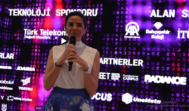 5. İSTANBUL DİJİTAL SANAT FESTİVALİ AKM’DE KAPILARINI AÇIYOR