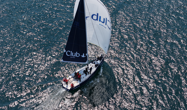 BEYMEN CLUB SAILING TEAM 54. DENİZ KUVVETLERİ KUPASI’NDA RÜZGARI ARKASINA ALDI