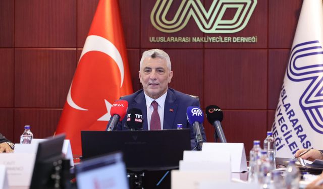 Bakan Bolat: “Lojistik Sektörü Türkiye Ekonomisinin Gözbebeğidir”