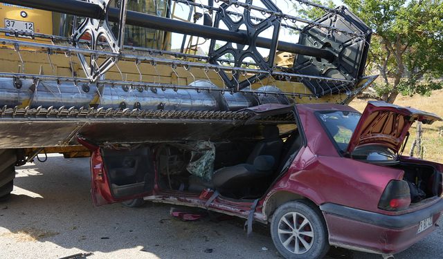 Kastamonu’da otomobil biçerdöverin altında kaldı: 1 ölü