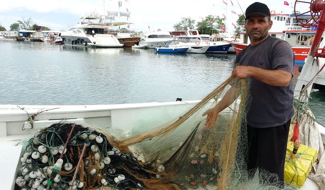 Balıkçılar 1 Eylül’ü iple çekiyor: ‘Umudumuz hamsi’