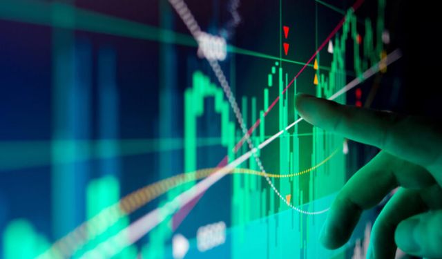 Borsa’da Haftalık Rüzgar: Bir Sektör Parladı, Bir Hisse Eridi