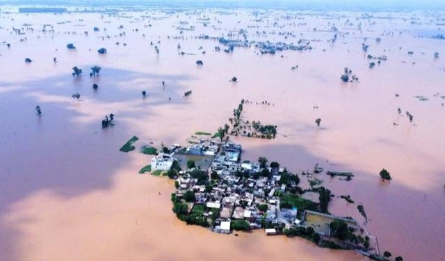 Pakistan’da sel ve heyelanların bilançosu artıyor: Ölü sayısı 840’ı aştı