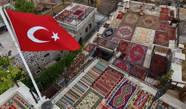 Yıllanmış halılar serildi, renk cümbüşü ortaya çıktı