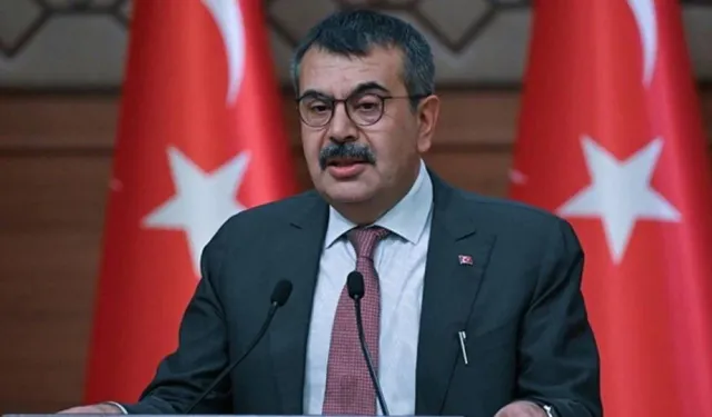 Zorunlu Eğitimde Tarihi Dönüşüm: Bakan Tekin Revizyon Sinyali Verdi!