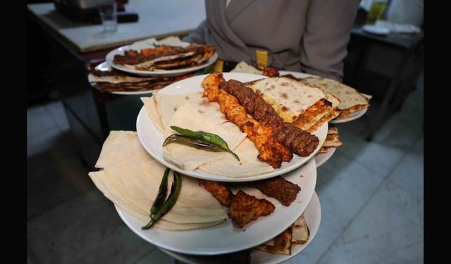 Alanya’da bin 600 TL, Elazığ’da 500 TL: Müşteri fiyatlara inanamadı