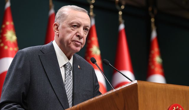 Cumhurbaşkanı Erdoğan: "Sındırgı ilçesinde depremden etkilenen vatandaşlarımıza geçmiş olsun dileklerimi iletiyorum"